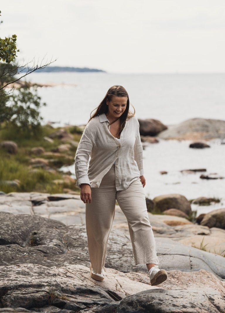 Äitiys- ja lantionpohjan fysioterapeutti Jenni Toivonen